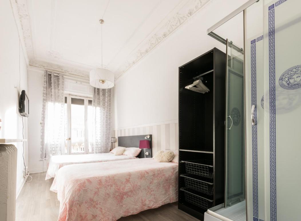 M&F 7 Rooms/7 Bathrooms Over Gran Via 马德里 外观 照片