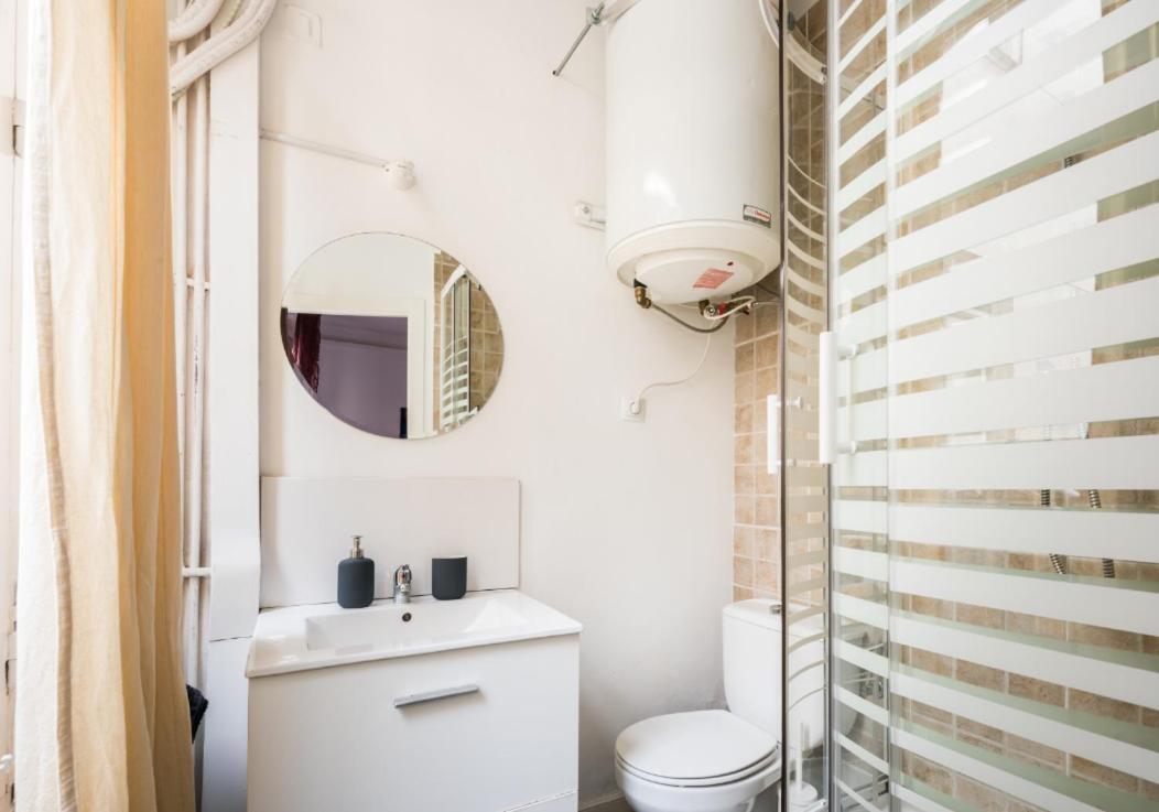 M&F 7 Rooms/7 Bathrooms Over Gran Via 马德里 外观 照片